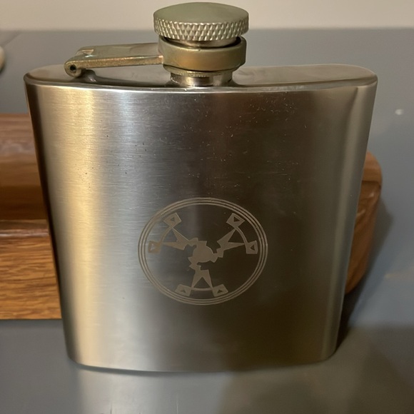 Bey Berk 5 oz. Stainless Steel Flask With Leather Case - Picture 3 of 15